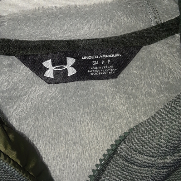 Under armour jacket - Picture 5 of 6